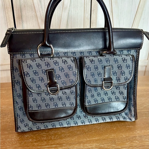 Authentic Dooney & Bourke Double Pocket Tote - Picture 8 of 12